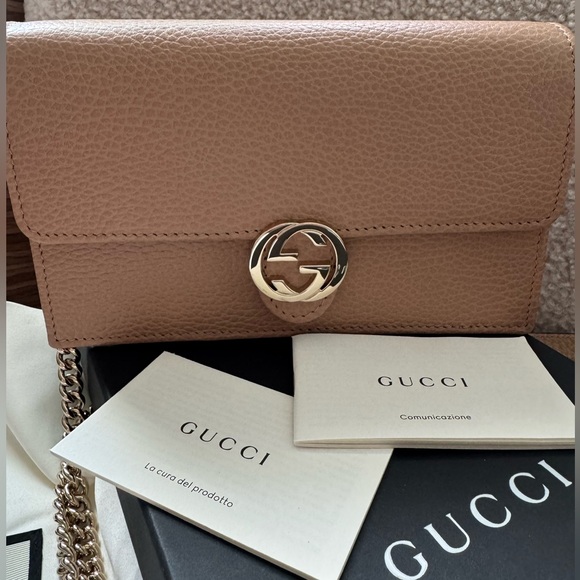 Brand New Gucci Calfskin Interlocking G Wallet On Chain in Beige Leather - Picture 5 of 10
